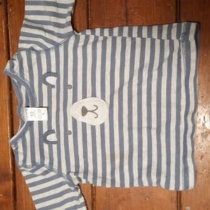 I am selling an old baby boy shirt
